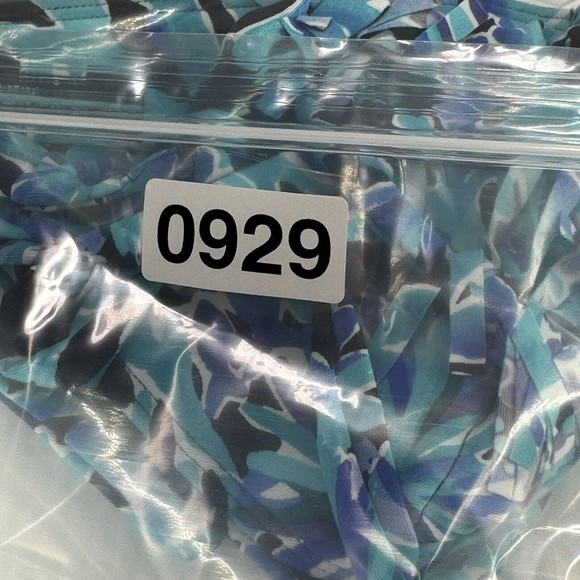 Lilly Pulitzer In Too Deep Guava Triangle Bikini Top Sz 2 Swimsuit - Picture 7 of 7